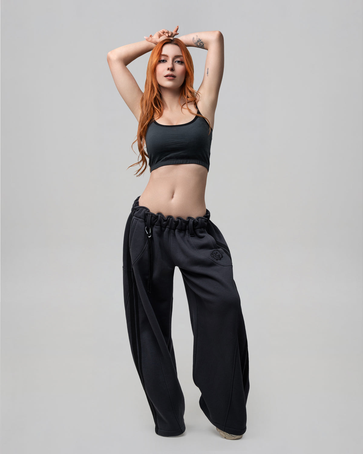 DUCK OFF Crop Top – Anthrazit