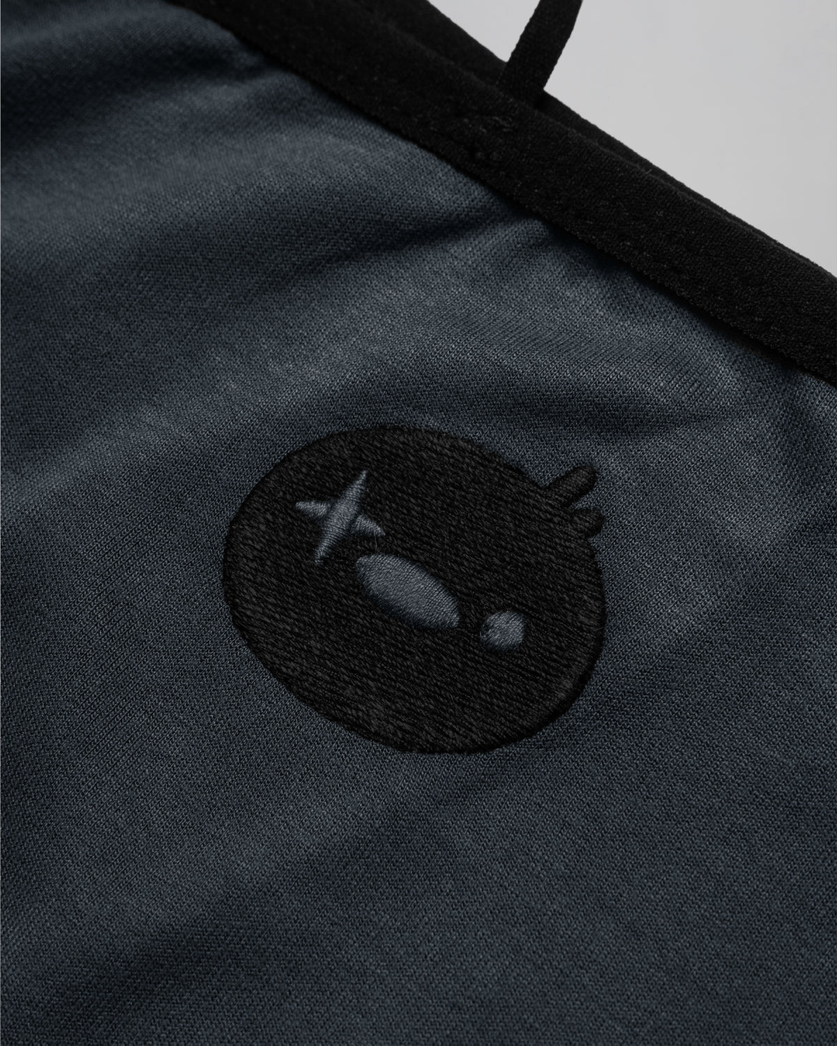 DUCK OFF Crop Top – Anthrazit